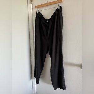 Storq Maternity Pants in size 5 (XL)